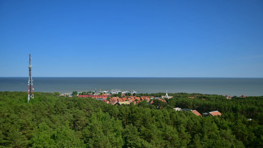 ニダの灯台から眺めるバルト海