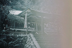 雪中の玉置神社