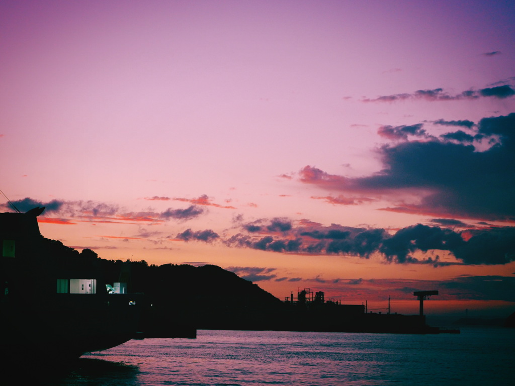 夕焼け　桃色
