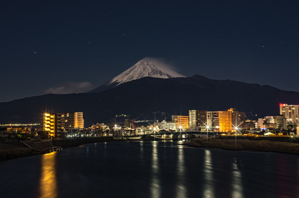 夜中の富士山