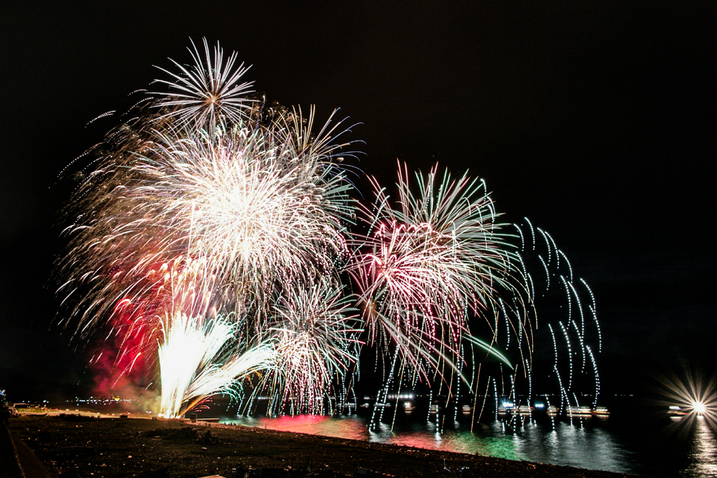 千本浜の花火