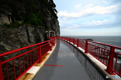 雨の後の江の島