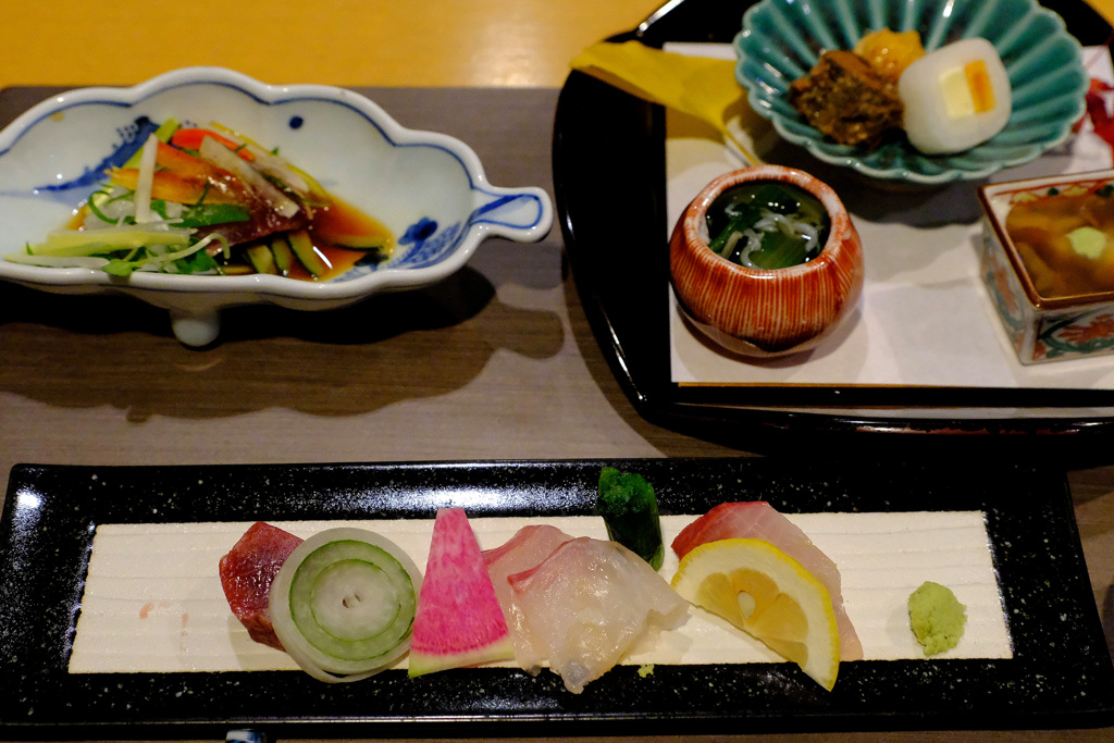 先附　前菜　向附