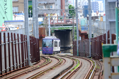早稲田方面へ去る