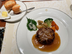 ハンバーグステーキ和風ソース