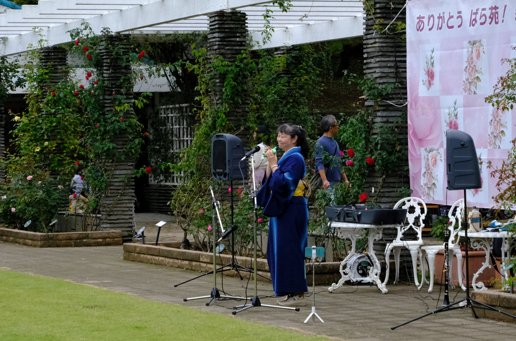 苑内風景 オカリナ演奏
