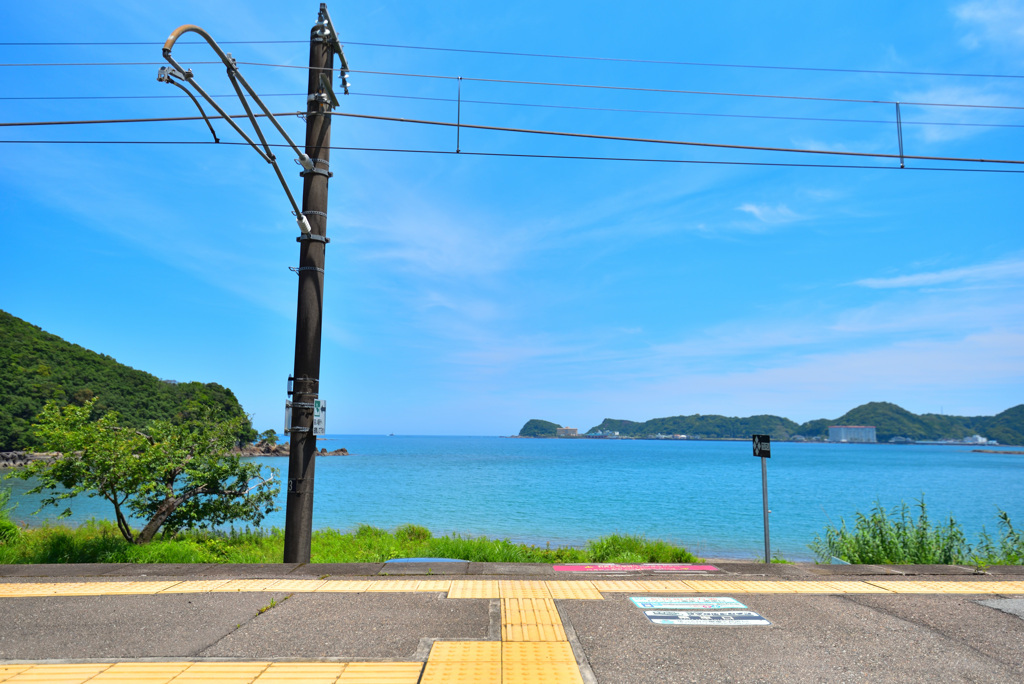 海の見える駅
