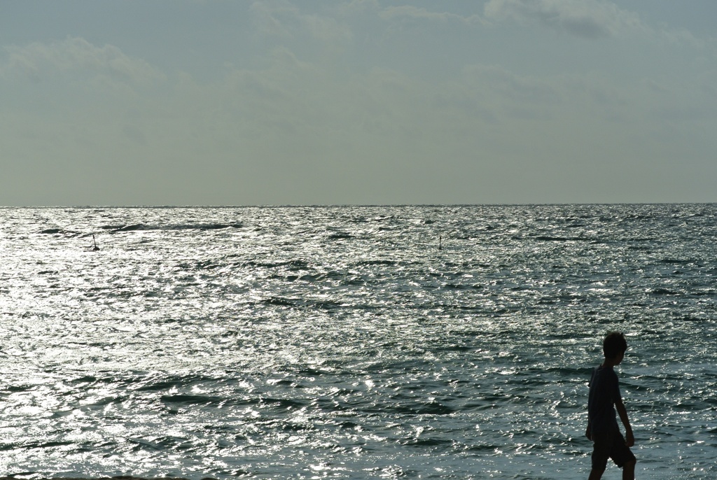 海と少年
