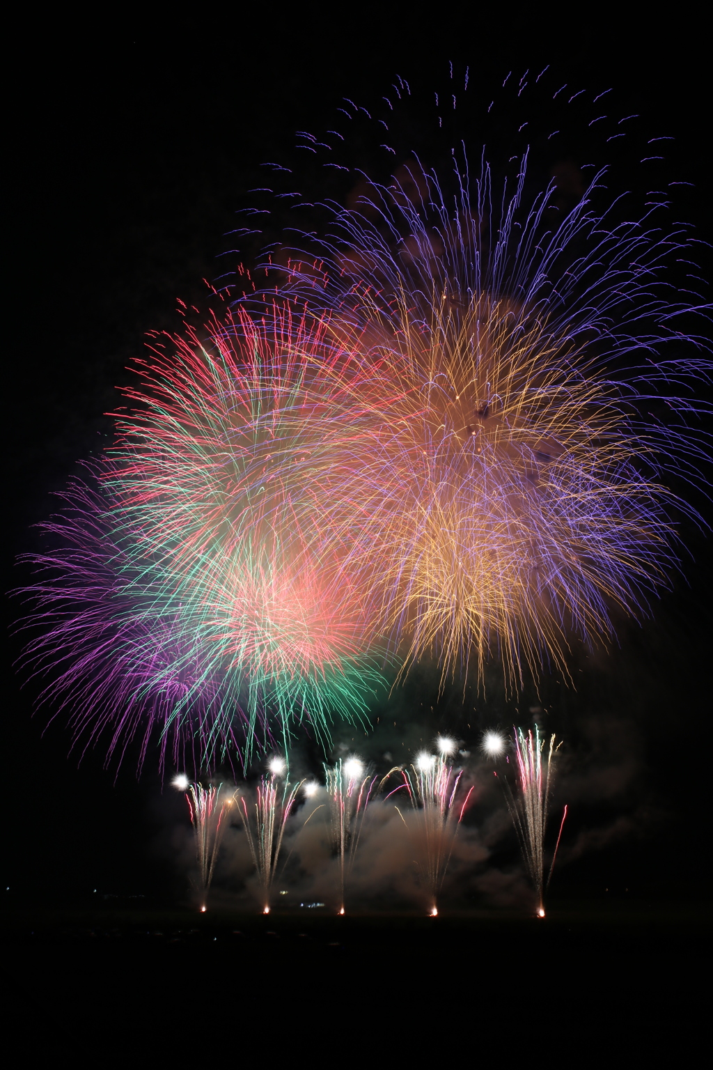 咲かないはずの花火