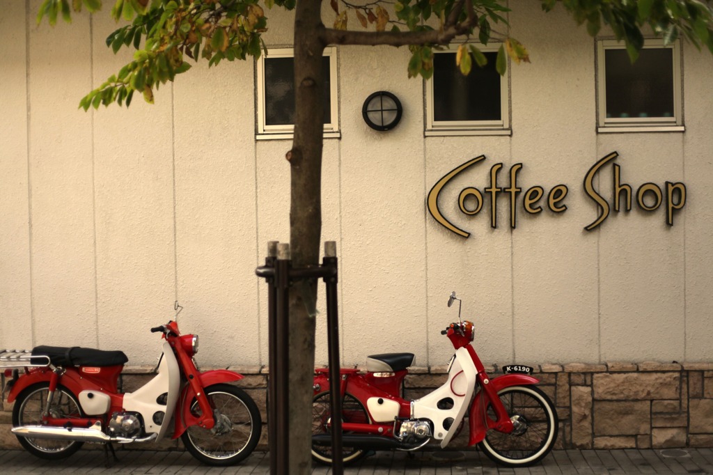 バイクとコーヒー屋さん