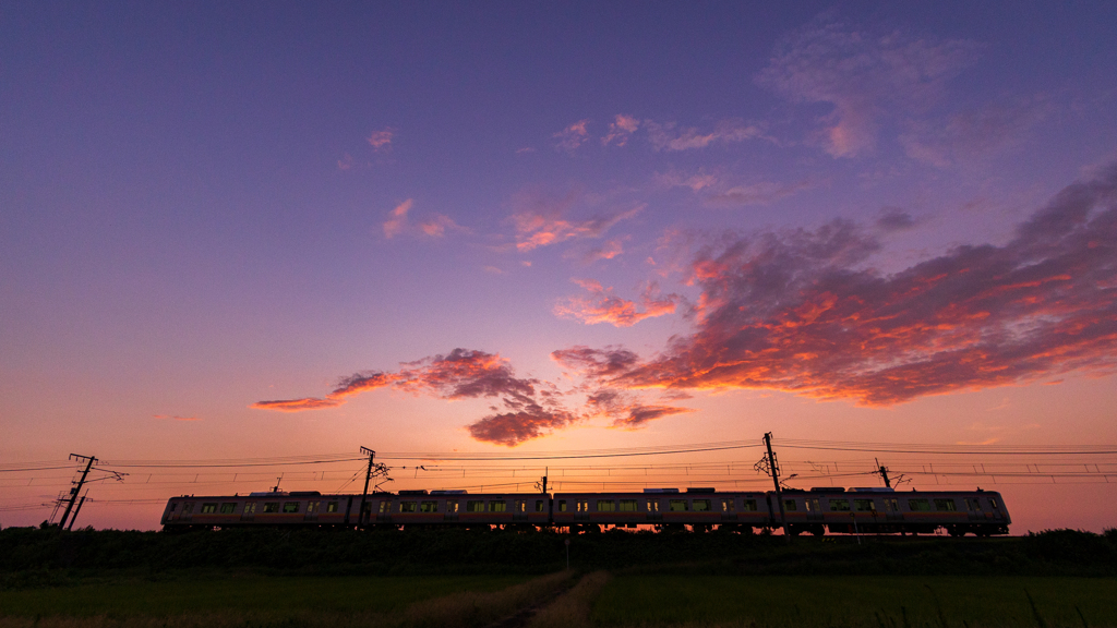 夕焼けと電車