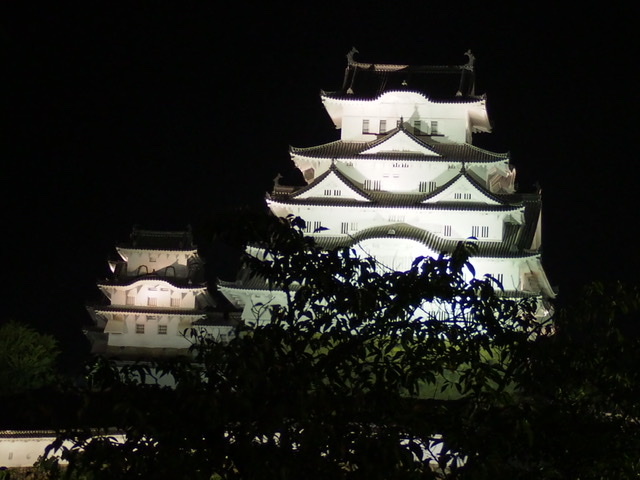 夜の白鷺城