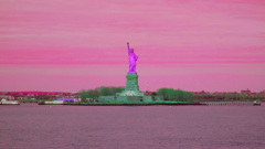 LA LIBERTÉ ÉCLAIRANT LE MONDE