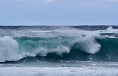 佐渡の荒海