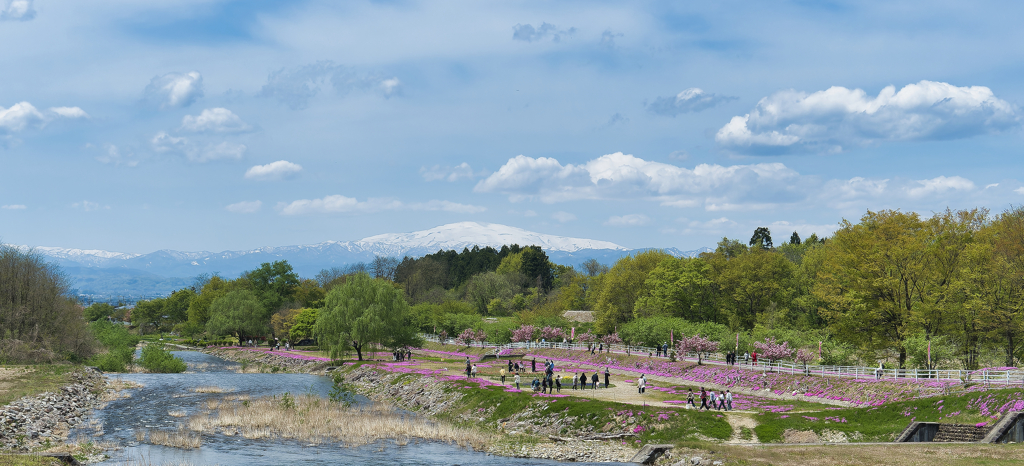 月山