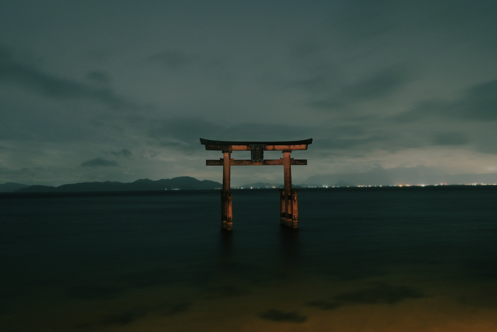 夜の白髭
