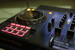 パイオニア DDJ-400 2-channel DJ controller 02