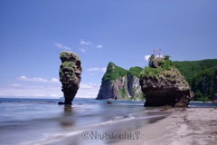えびす岩と大黒岩