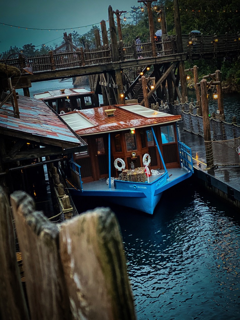 雨のトランジットスチーマーライン