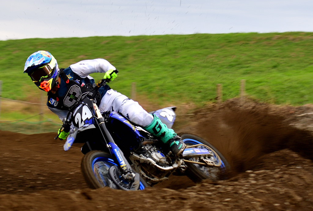 Motocrosser