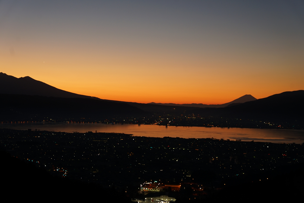 塩尻峠より