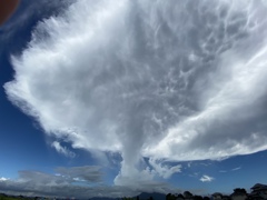 吊るし雲？