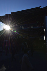 輝く年に