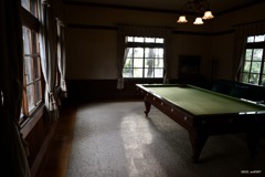 ビリヤードがある部屋