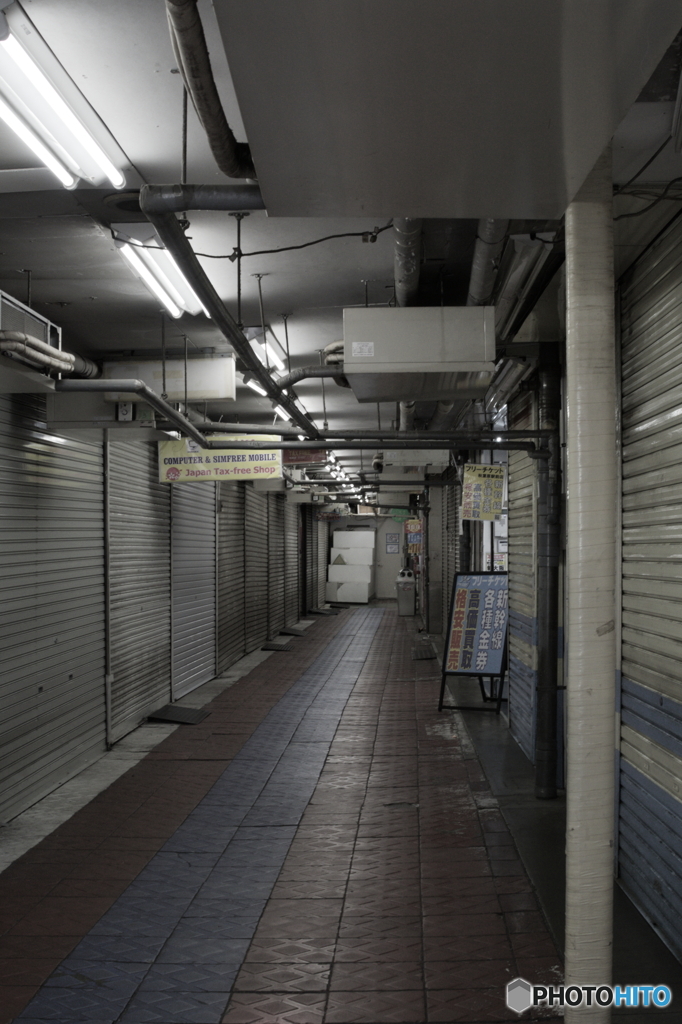 朝の早い時間は秋葉原も意外と静か