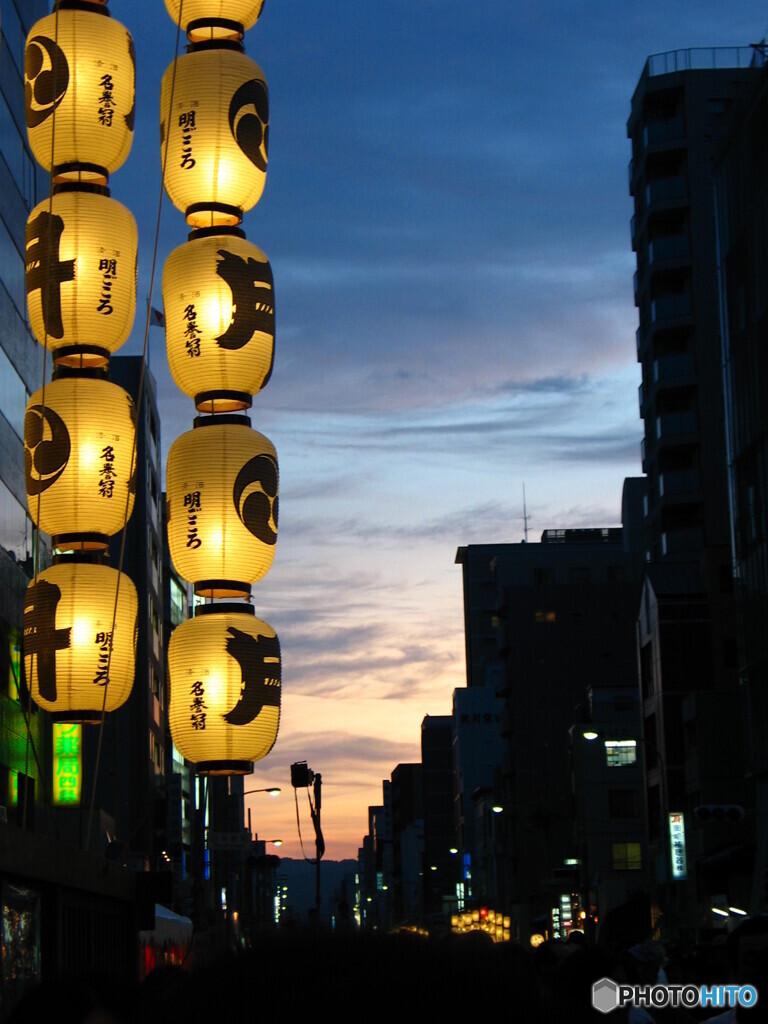 祇園祭にて (2)