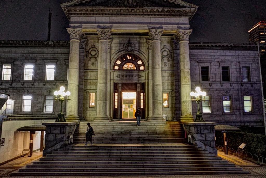 大阪府立中之島図書館