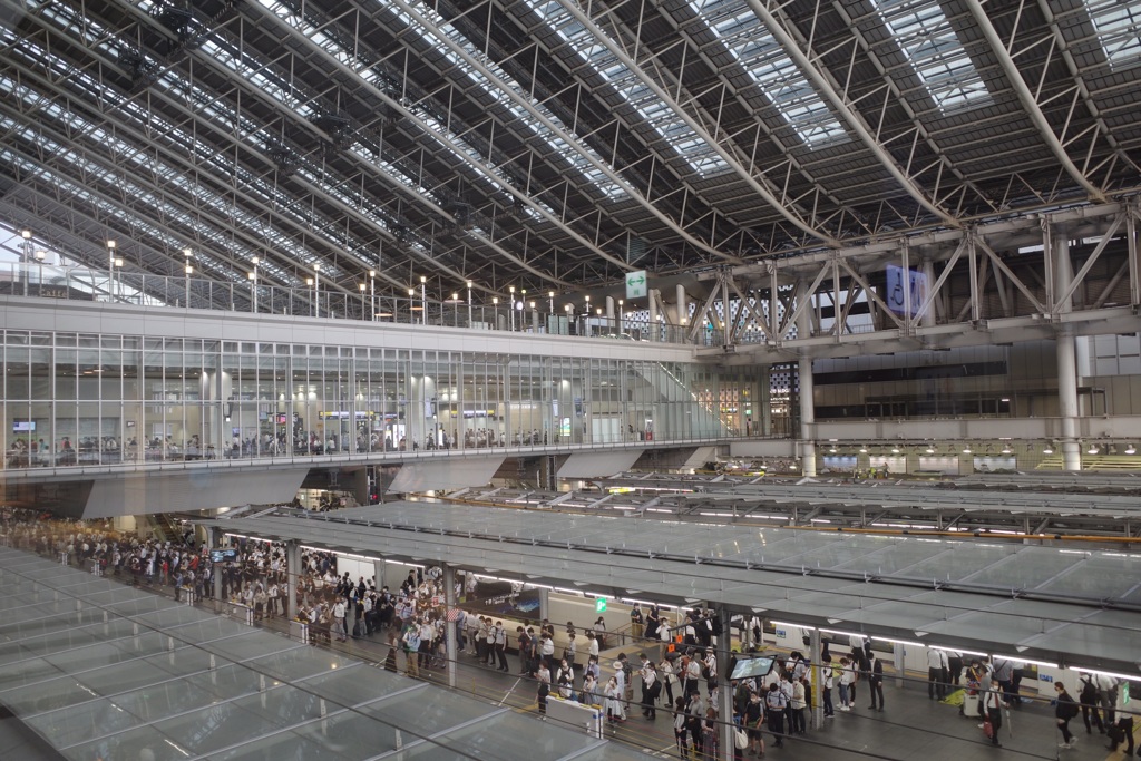 大阪駅　帰宅時間