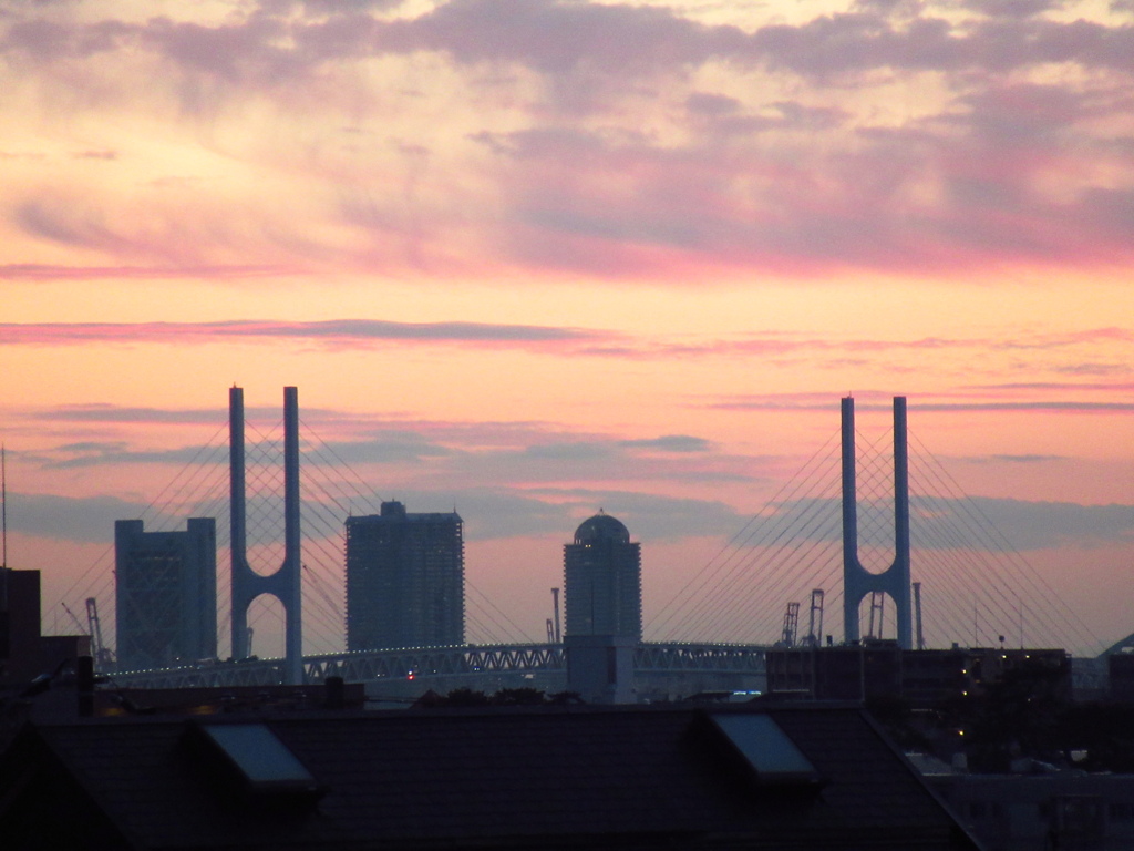 乳白色な夕空