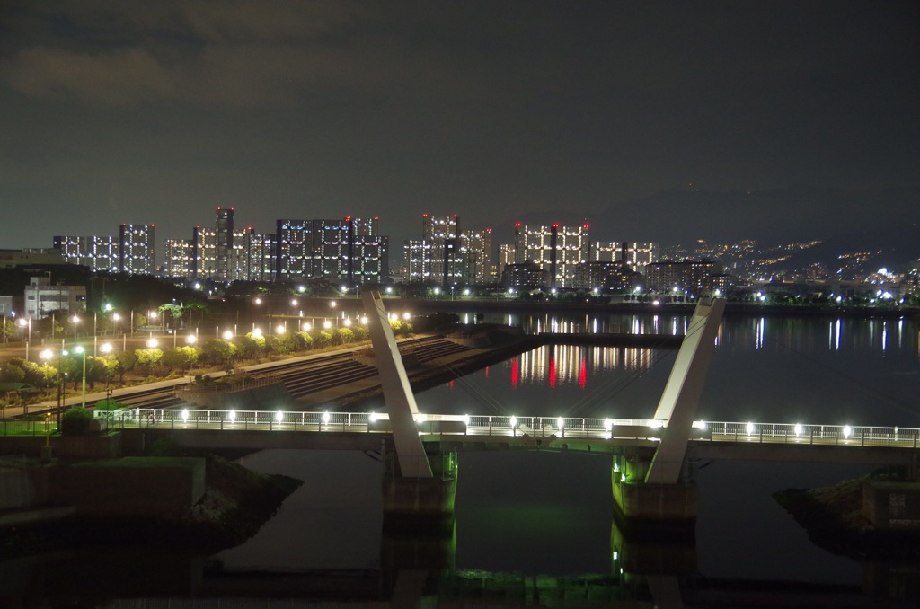跳ね橋