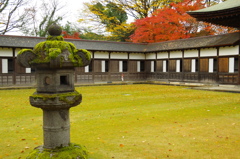 瑞龍寺の石灯籠