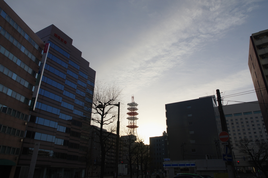 街の朝