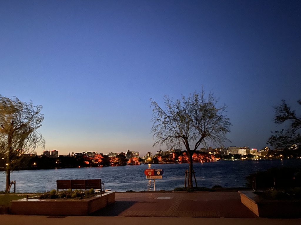 902E4C5F-C770-4F8E-BFEE-9414D8AB9778