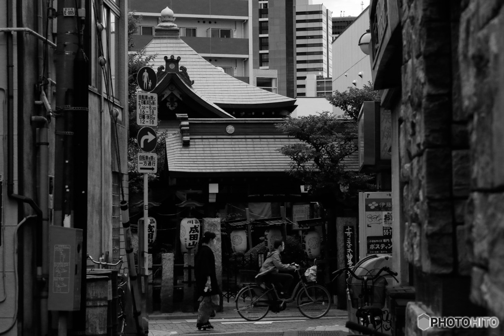 北品路地から
