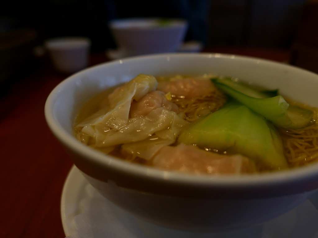 糖朝　海老ワンタン香港麺
