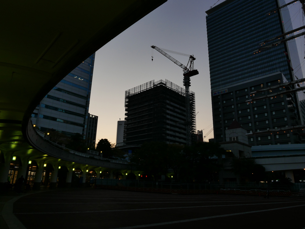 東京