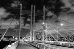 夜の橋