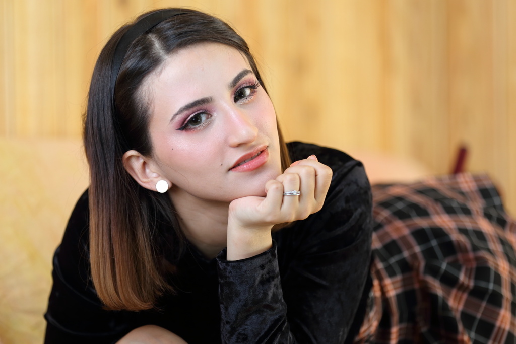 laura01
