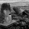 遺跡倒れる