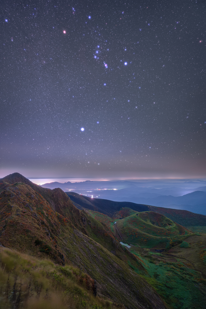 紅葉のムーミン谷とオリオン