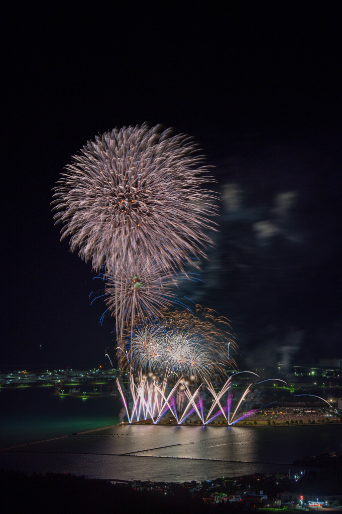 男鹿日本海花火大会