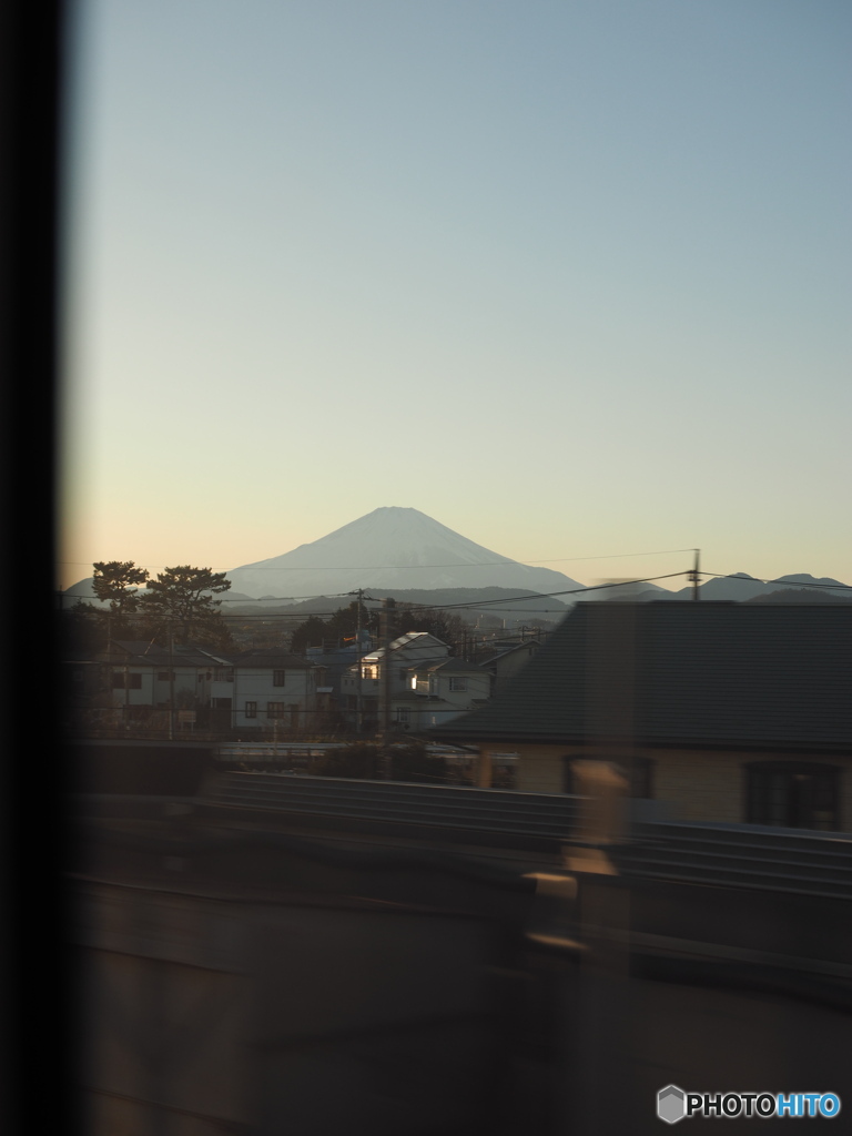 都落ちの車窓から