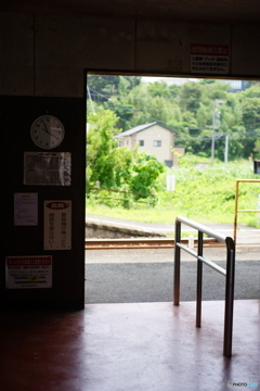 無人駅駅舎