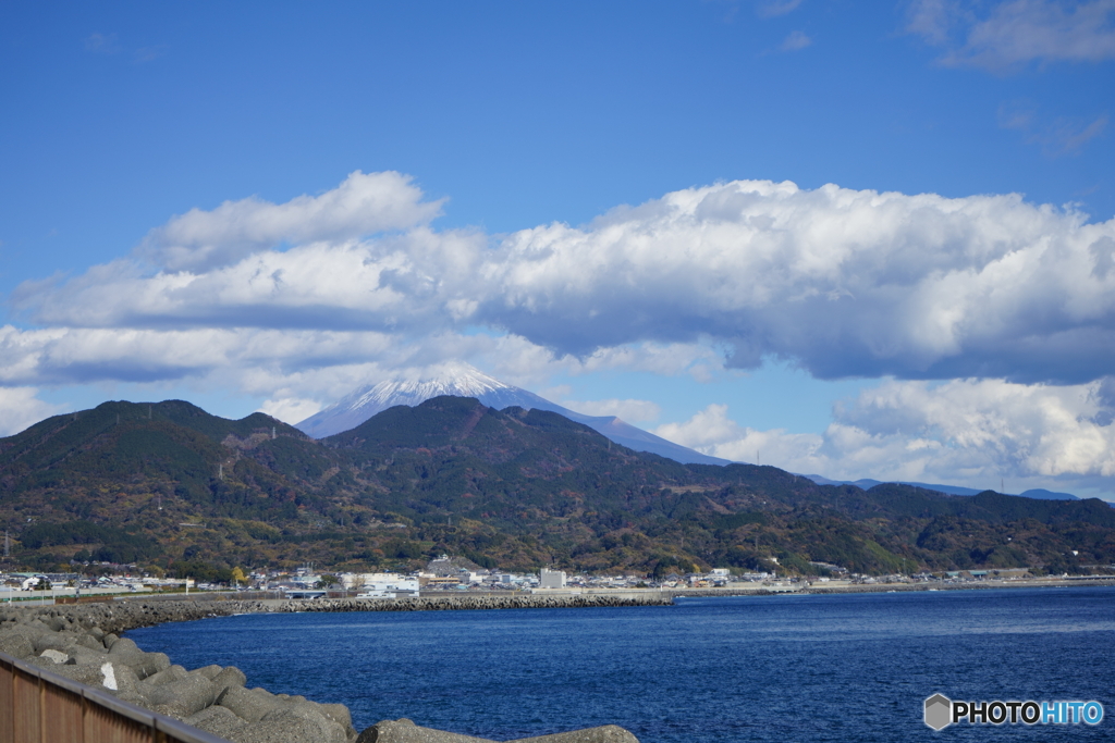 由比PA下りより望む富士