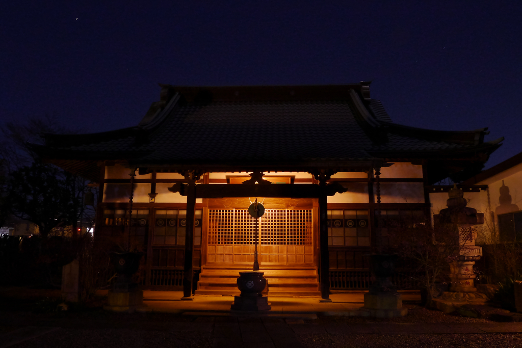 寺 夜景