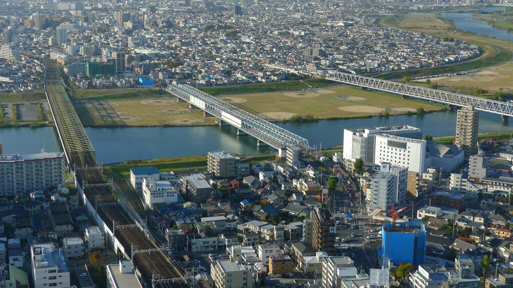 地上１００ｍ超 景色 鉄橋